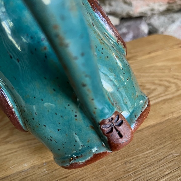 NEW Handcrafted Pottery Lotus Flower Mug Artisan Signed Hand Built Art Yoga 5" - Picture 5 of 9